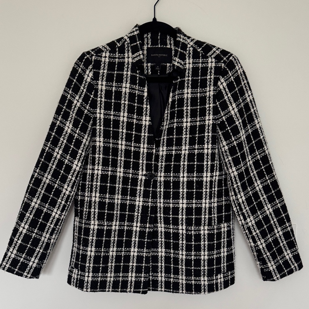 Banana Republic Black and White Tweed-Like Plaid Blazer - Size M - Picture 2 of 6